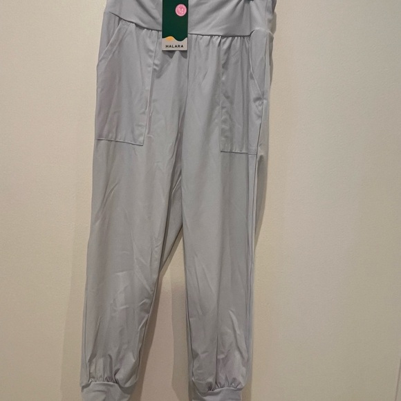 HALARA Soft Gray Activewear Pants - Picture 1 of 3